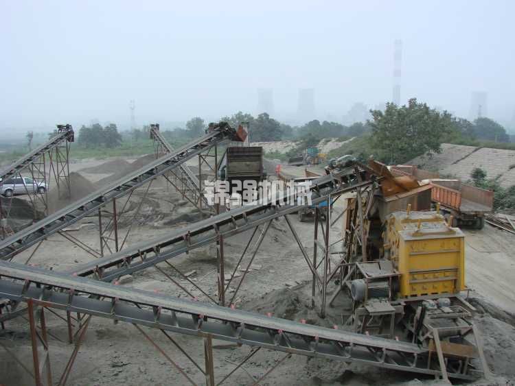 一臺(tái)制砂機(jī)多少錢(圖1) 一臺(tái)制砂機(jī)多少錢